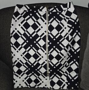 Talbots Black and White Geometric Pencil Skirt